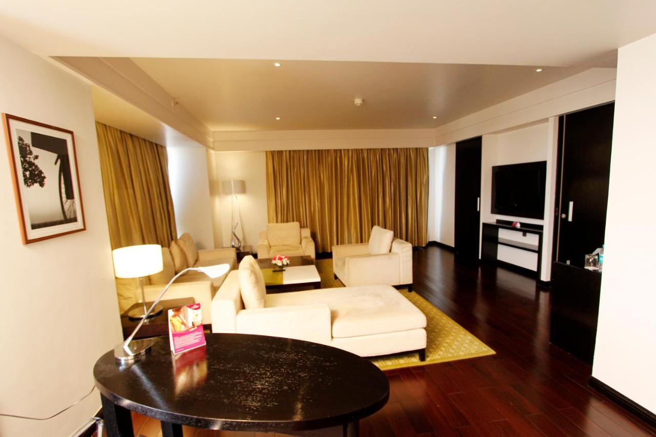 Crowne Plaza Pune City Centre By Ihg Bagian luar foto
