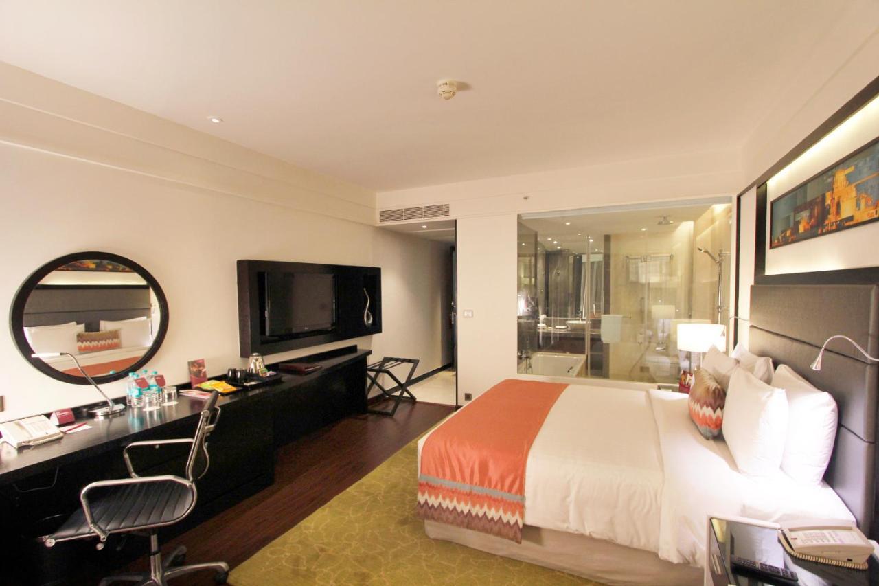 Crowne Plaza Pune City Centre By Ihg Bagian luar foto