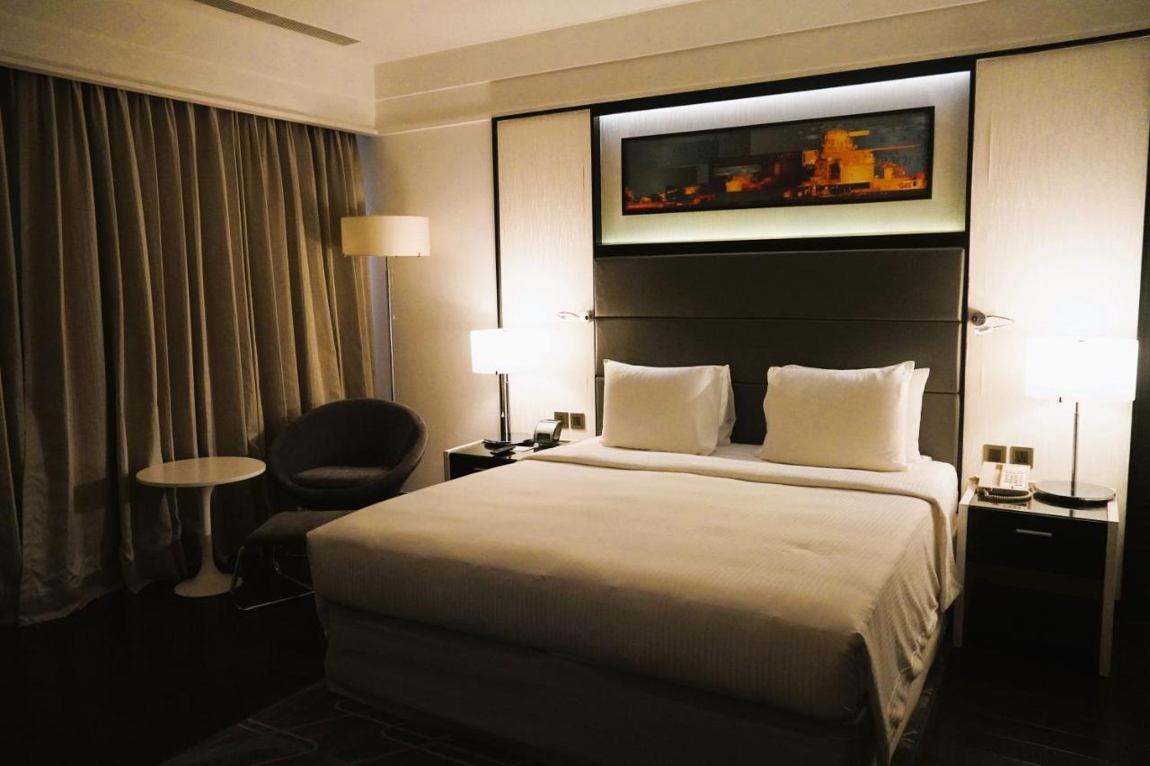 Crowne Plaza Pune City Centre By Ihg Bagian luar foto