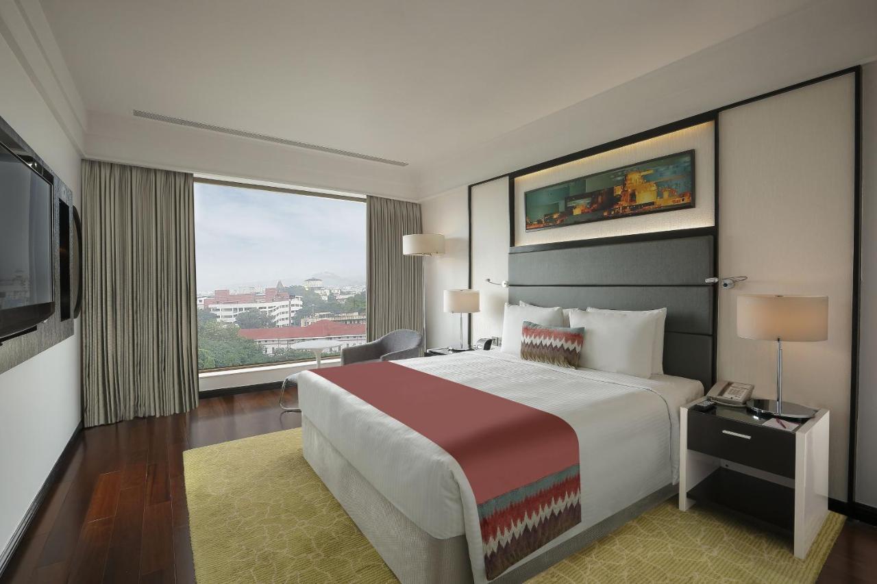 Crowne Plaza Pune City Centre By Ihg Bagian luar foto